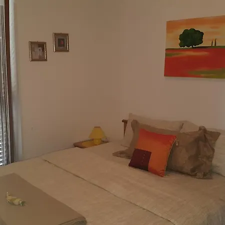 Villamar Beachfront With Free Private Parking Рабац