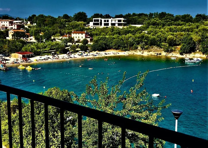 Διαμέρισμα Villamar Beachfront With Free Private Parking *