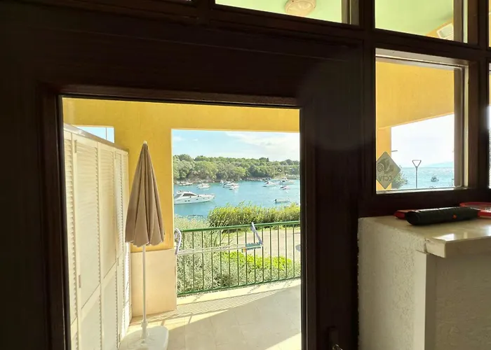 Διαμέρισμα Villamar Beachfront With Free Private Parking *