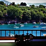 Villamar Beachfront With Free Private Parking Rabac