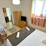 Apartament Villamar Beachfront With Free Private Parking
