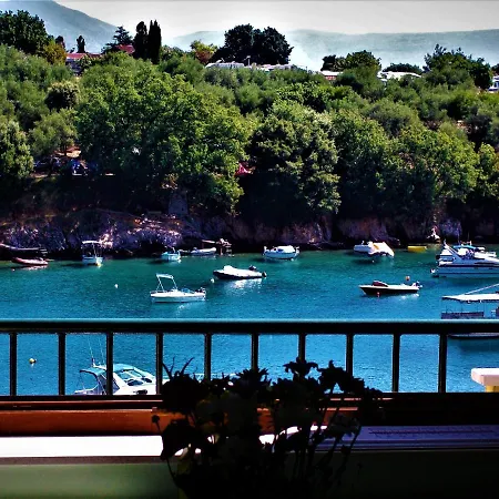 Villamar Beachfront With Free Private Parking Rabac