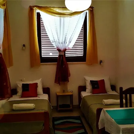 Villamar Beachfront With Free Private Parking Apartament Rabac