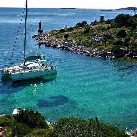 Villamar Beachfront With Free Private Parking * Rabac