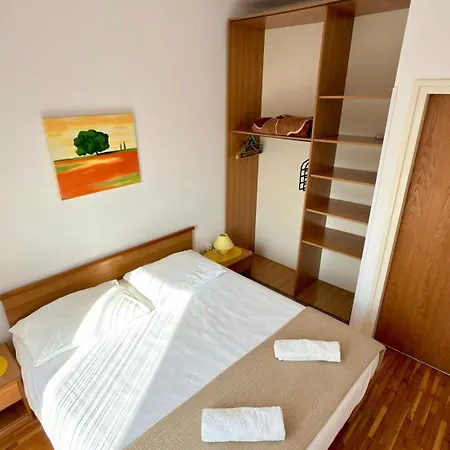 Villamar Beachfront With Free Private Parking Rabac