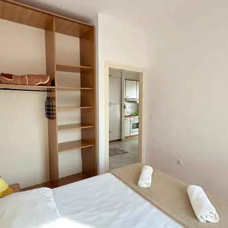 Villamar Beachfront With Free Private Parking Rabac