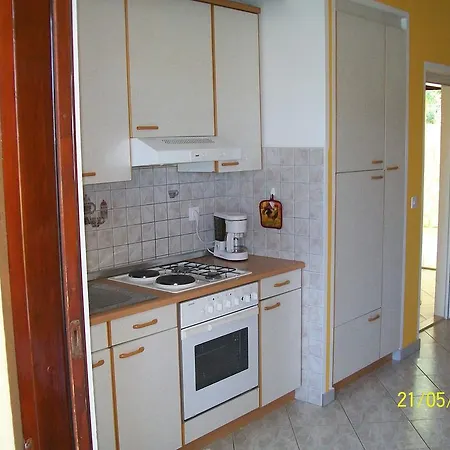 Apartament Villamar Beachfront With Free Private Parking *