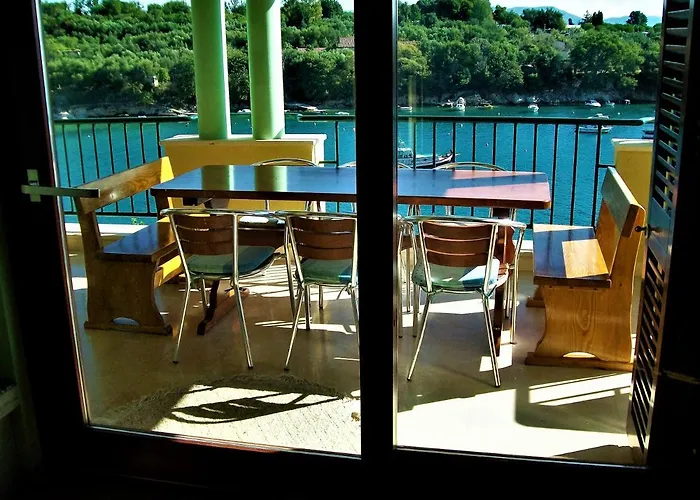 Villamar Beachfront With Free Private Parking דירה *