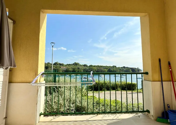 Villamar Beachfront With Free Private Parking *