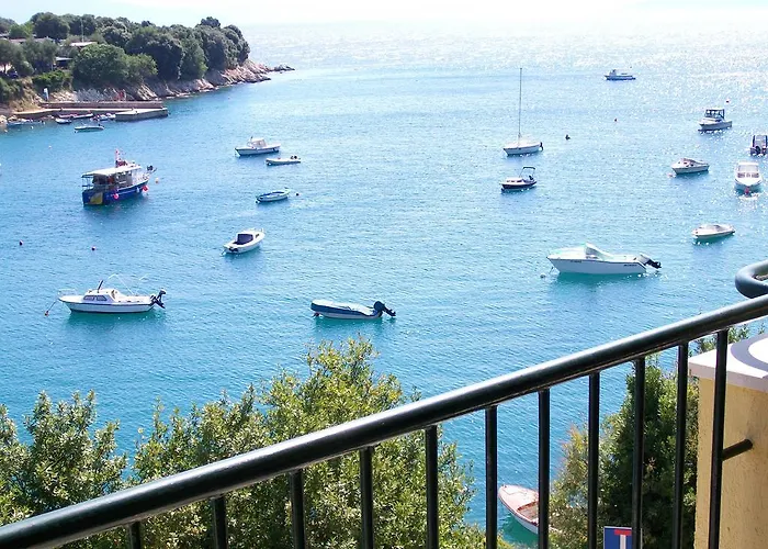 Villamar Beachfront With Free Private Parking דירה *